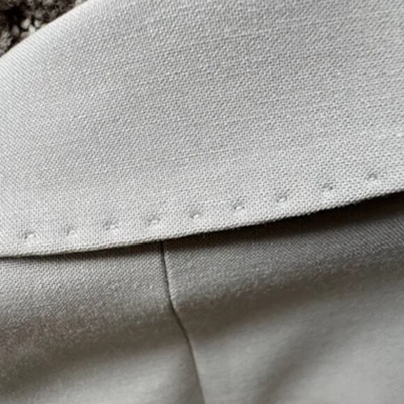 Adrienne Vittadini light grey pants suit for Women size 8 - Picture 2 of 8